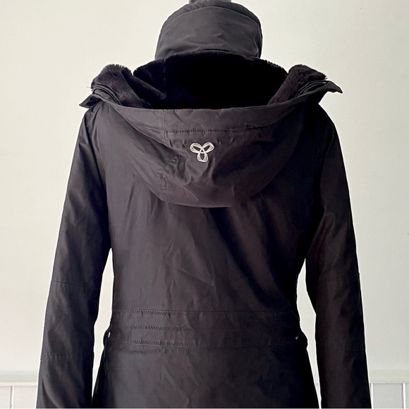 Aritzia TNA Blk Verbier Hooded Parka Coat Size S - Picture 8 of 16